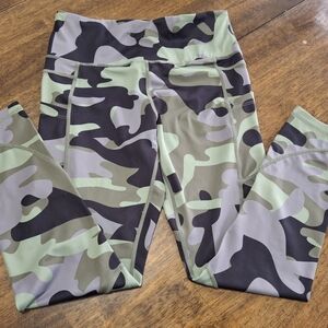 Zyia Woman Camouflage Leggings